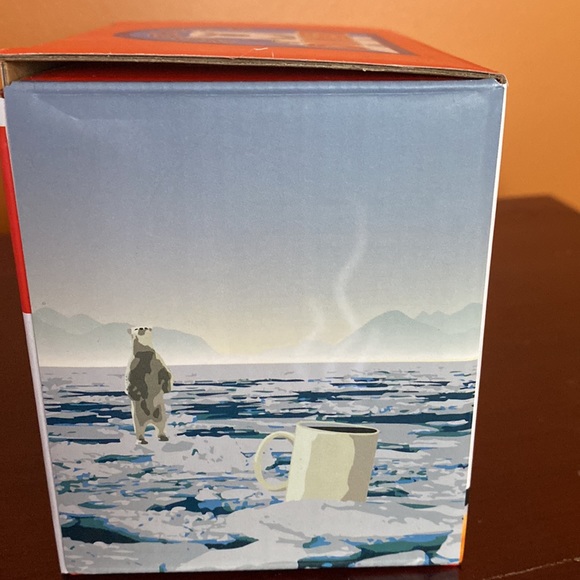 North Pole Diner Coffee Mug with box - Picture 7 of 11